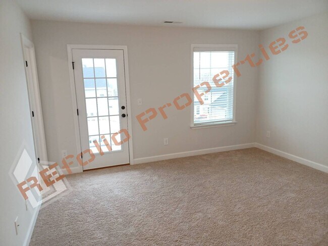 Building Photo - 9104 Kitchin Farms Wy