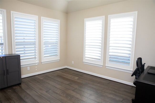 Building Photo - 5519 Caper Shores Ln