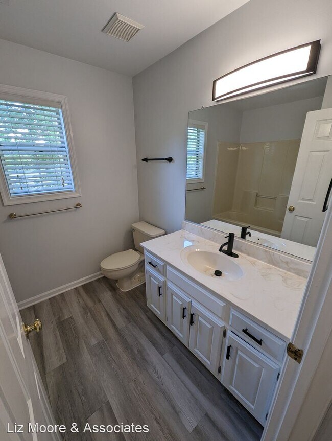 Building Photo - 3 br, 2.5 bath House - 3417 Indian Path