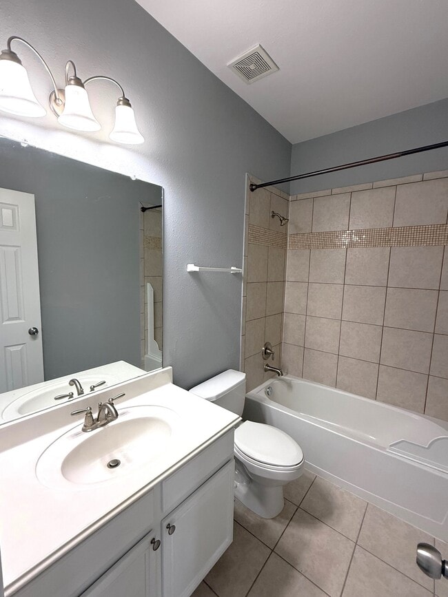 Building Photo - 13119 S Bellaire Estates Dr