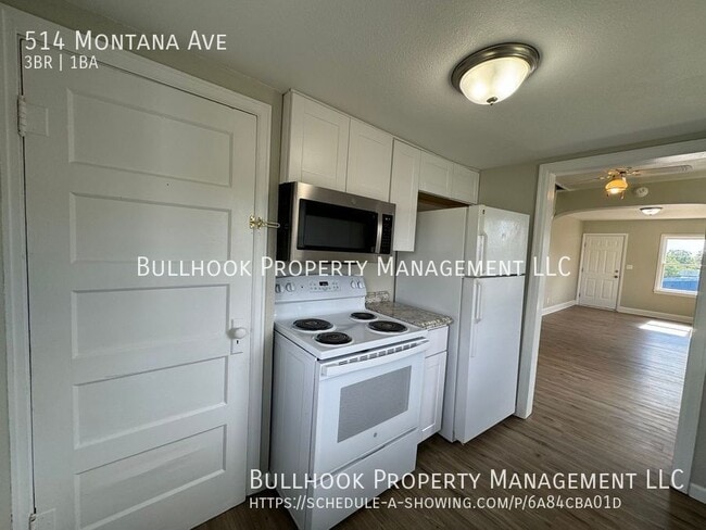 Building Photo - 514 Montana Ave