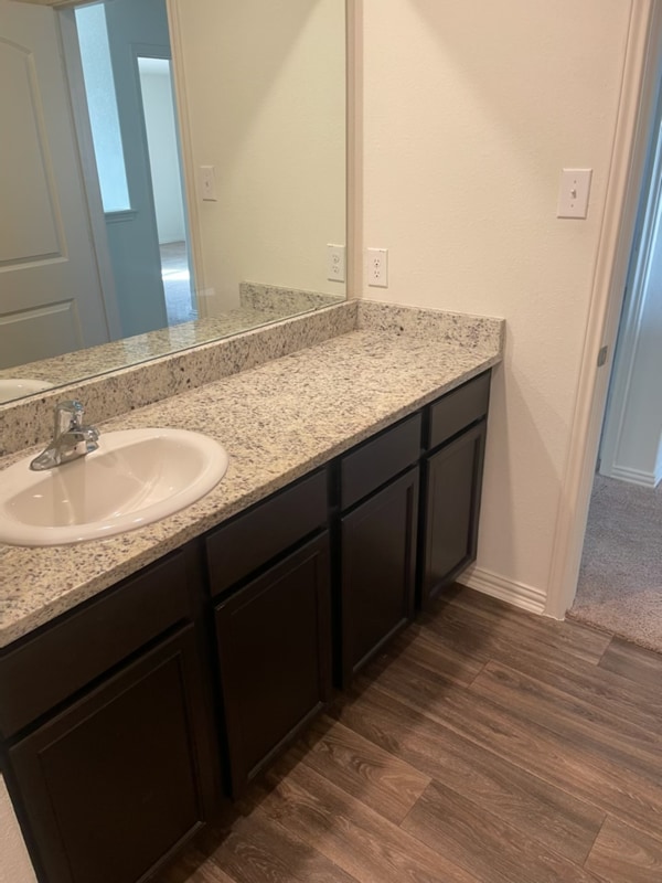 Building Photo - 10966 Delight Grove