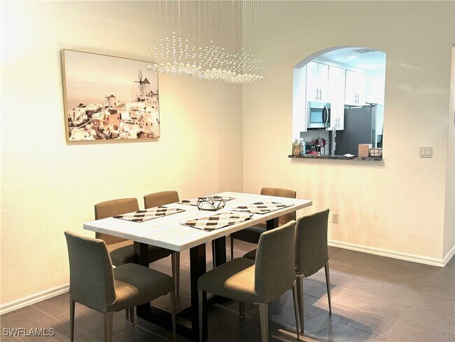 Building Photo - 7790 Woodbrook Cir