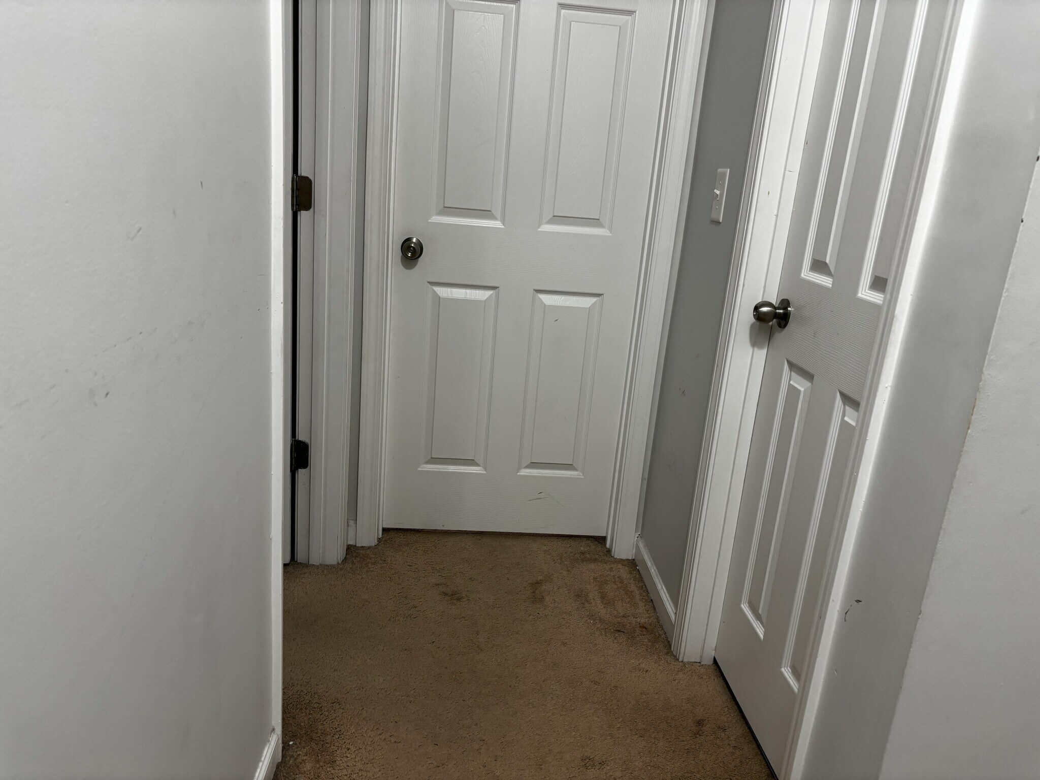 Building Photo - 5600 Moresby Ct