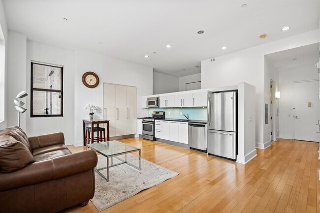 Building Photo - 4 Beacon Way