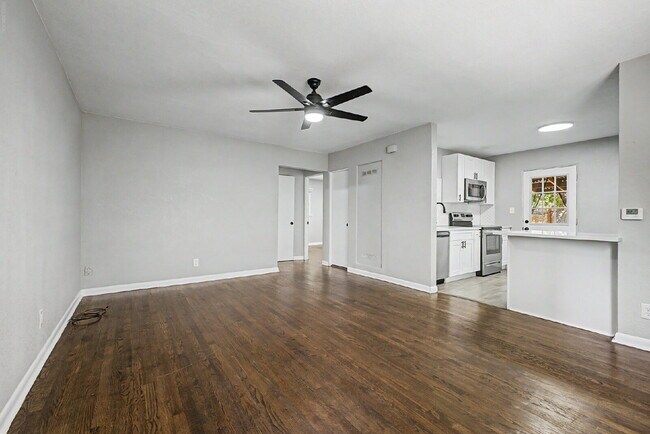 Building Photo - 2912 S Delaware St