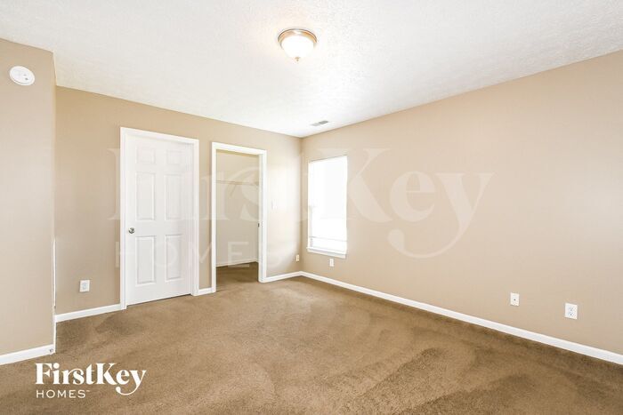 Building Photo - 10694 Hoosier Ct
