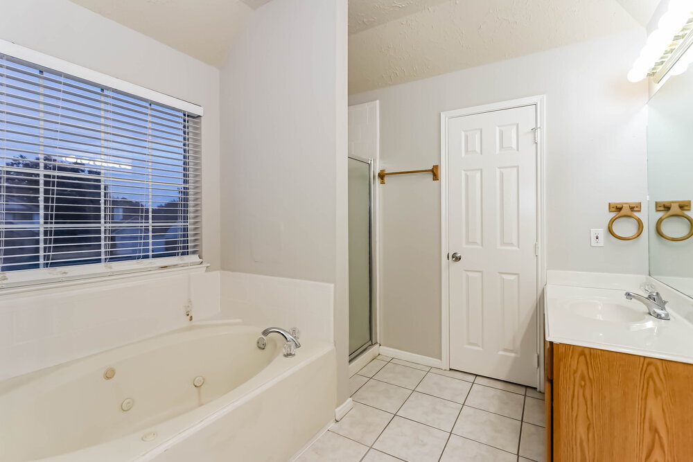 Building Photo - 20415 Blue Beech Dr