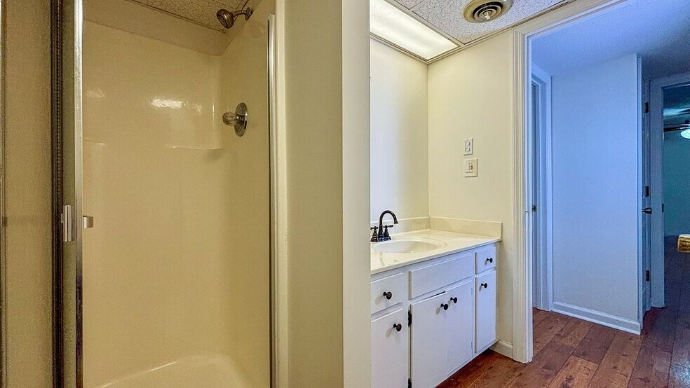 Building Photo - 221 Woodland Rd