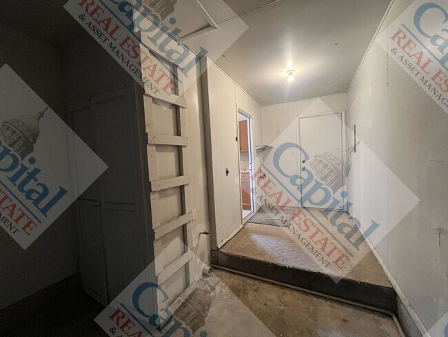 Building Photo - Adorable home W/ MOVE IN SPECIAL!