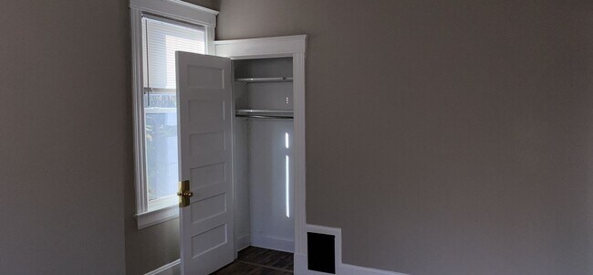 Building Photo - 2009 Ryan Ave