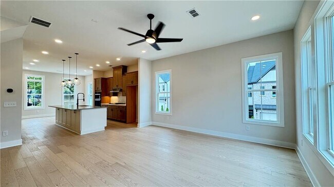 Building Photo - 2611 Alcovy Trl NE