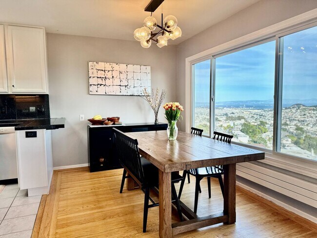 Building Photo - 3BR/2BA | Unobstructed Panoramic Views | Live Above the Fog | Intentional Living