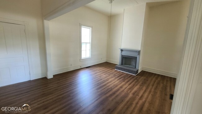 Building Photo - 774 Macon Ave