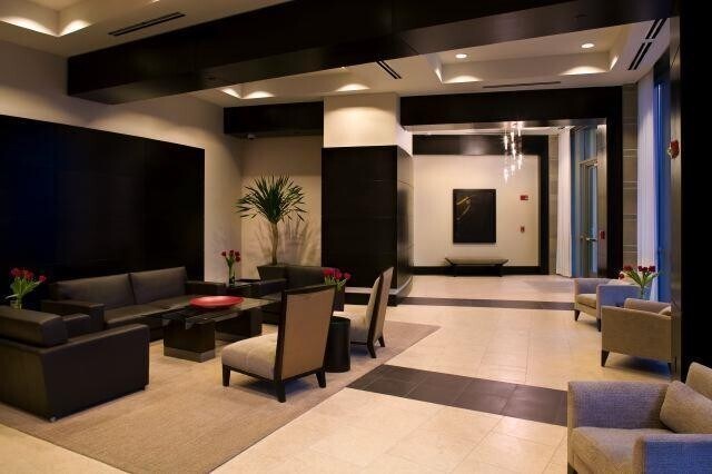 Building Photo - Spectacular space in Nashville's premier condo high-rise