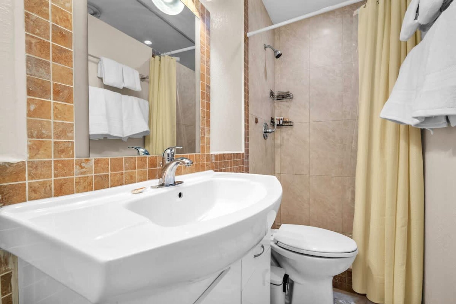 Building Photo - 8225 SW 39th St