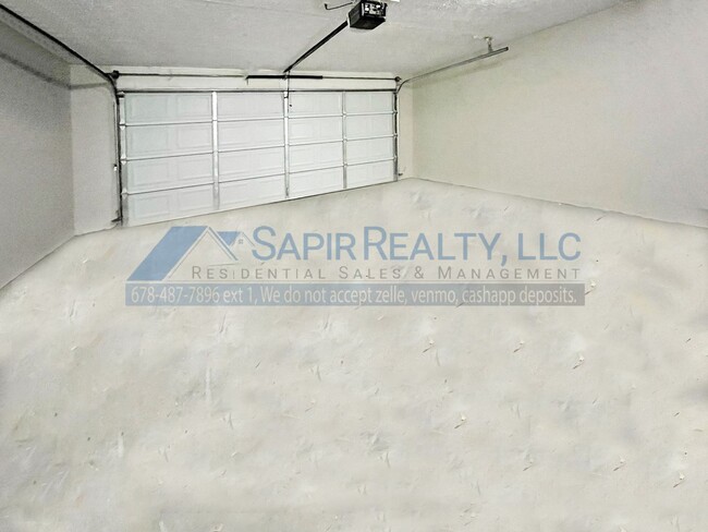 Building Photo - 4904 Fenbrook Ct