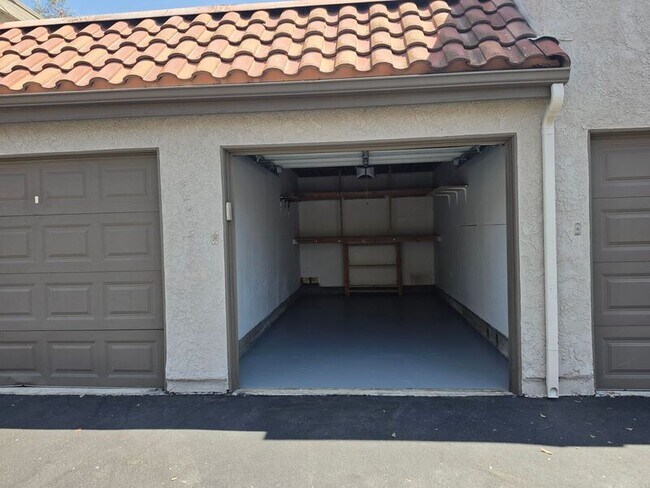 Building Photo - 28201 Montecito