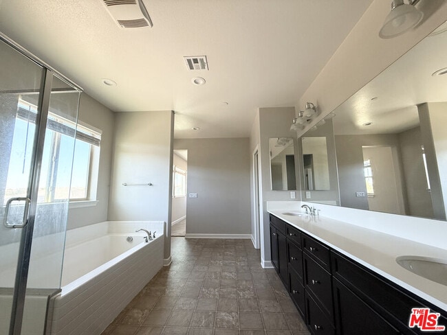 Building Photo - 27641 Trawler Ct