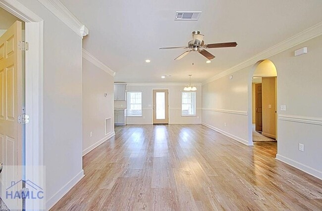 Building Photo - 5777 E Oglethorpe Hwy