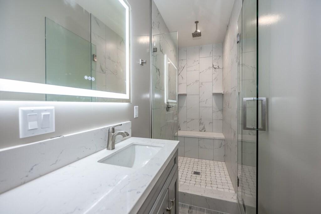 Primary Bath - 494 S Marengo Ave