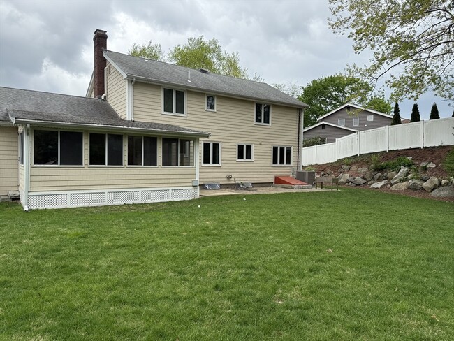 Building Photo - 78 Rosewood Dr