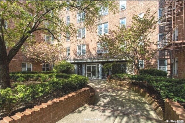 Primary Photo - 62-59 108th St