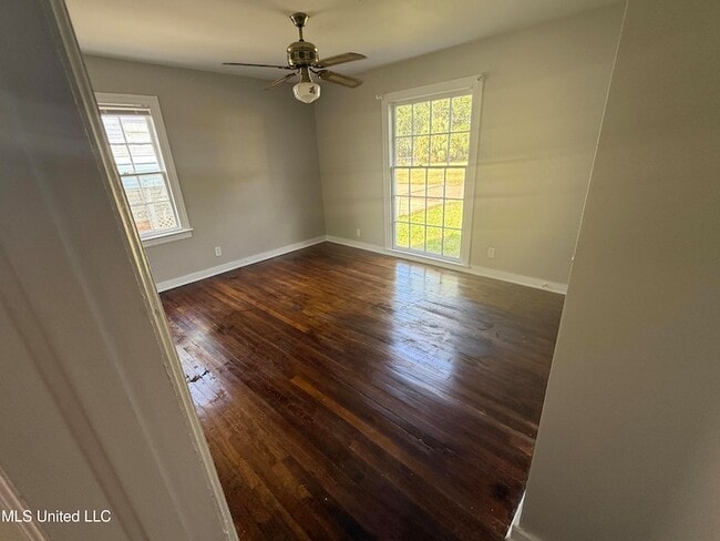 Building Photo - 1609 Gordon Ave