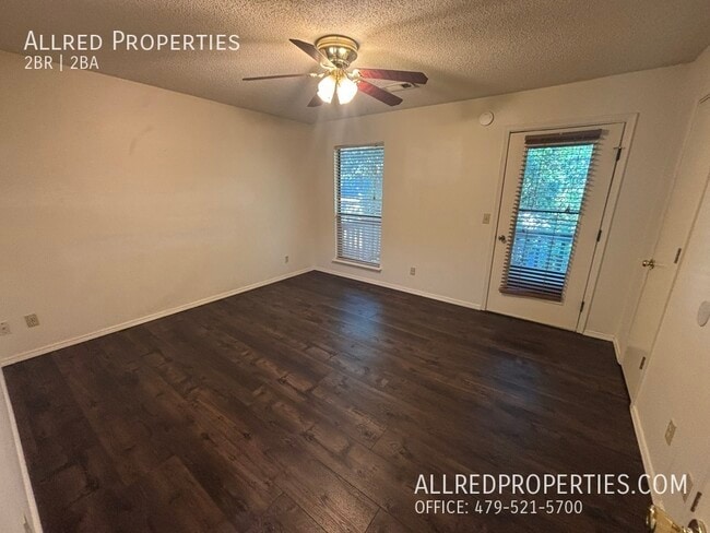 Building Photo - 2481 N Brophy Ave