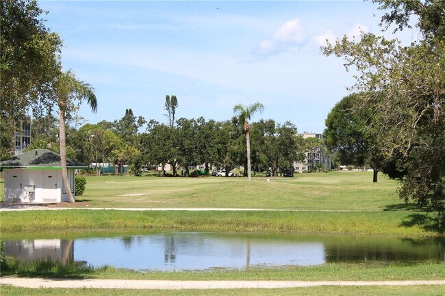 Building Photo - 4410 Fairways Blvd
