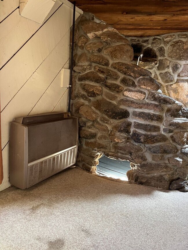 Building Photo - 508