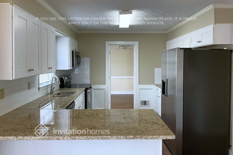 Building Photo - 3884 Hunting Ridge Dr SW