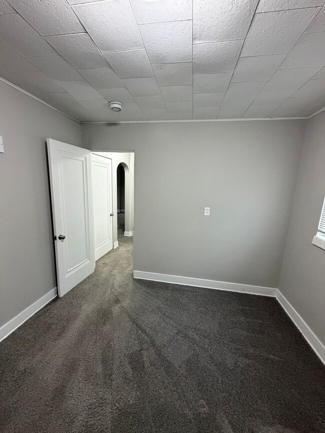 Building Photo - 1913 Stirling Ave