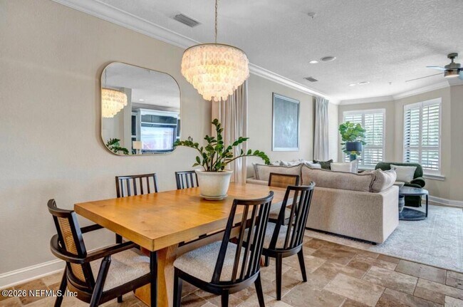 Building Photo - 905 2nd St N