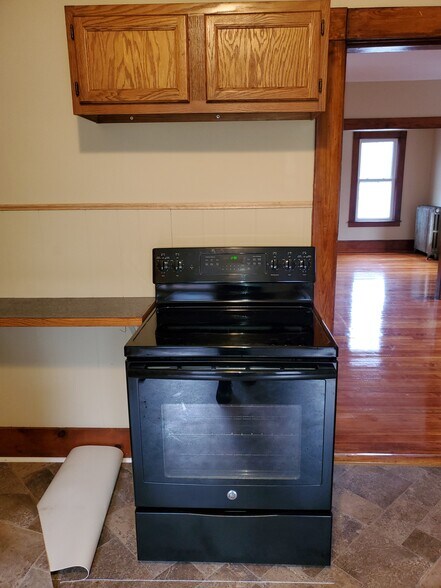 Building Photo - 14 Bardwell St