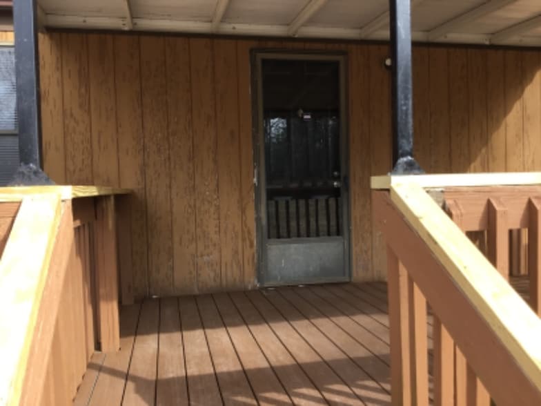 Building Photo - 1091 Jordan Rd