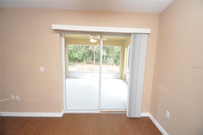 Building Photo - 65 Rolling Fern Dr