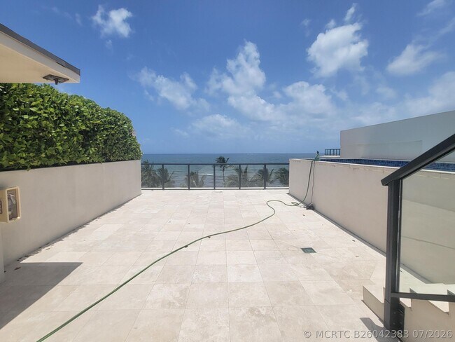 Building Photo - 2101 S Surf Rd