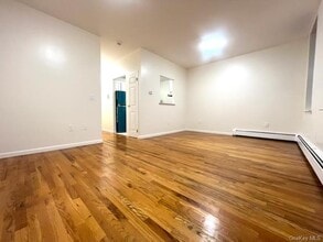 Building Photo - 94 Marion St