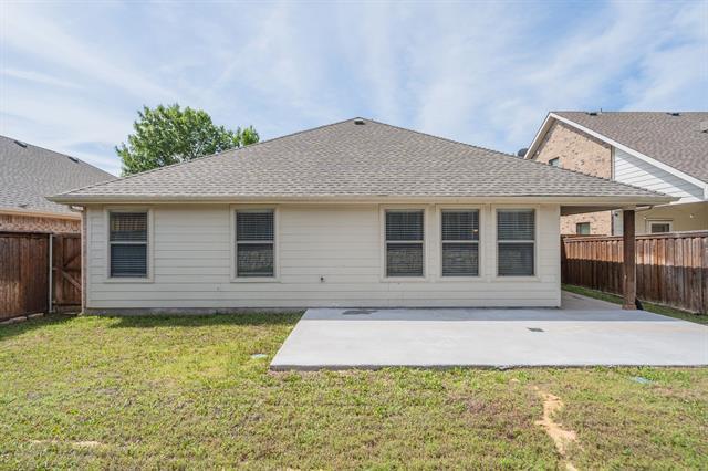 Building Photo - 9604 Palm Valley Dr