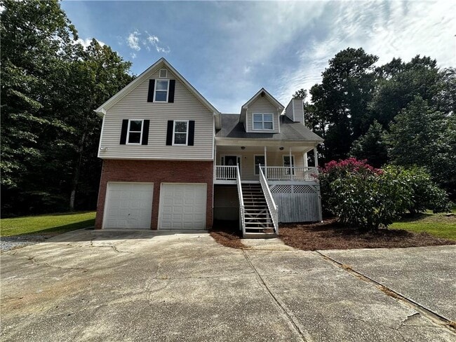 Primary Photo - 64 Highlander Way