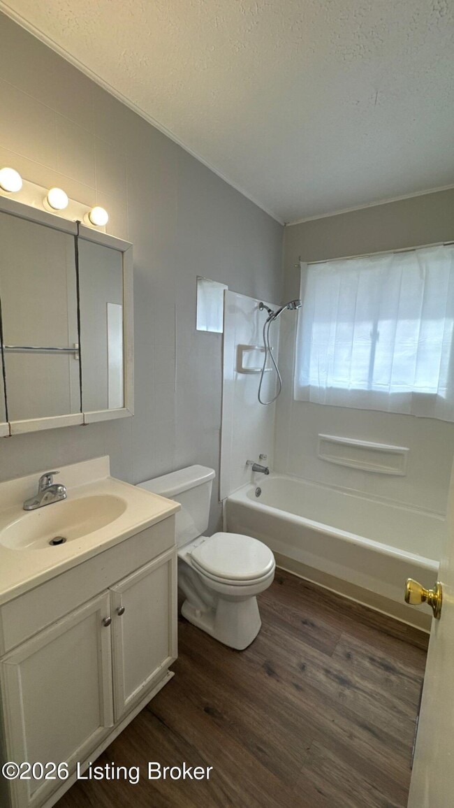 Building Photo - 3122 Commander Dr