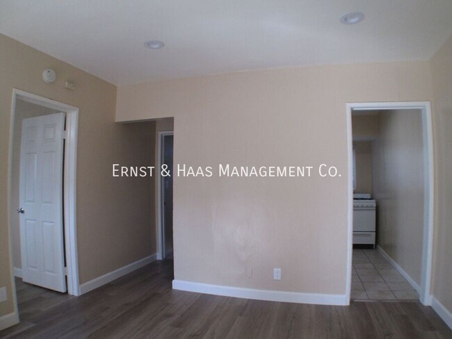 Building Photo - Wonderful 1 Bedroom Apartment with Most Ut...