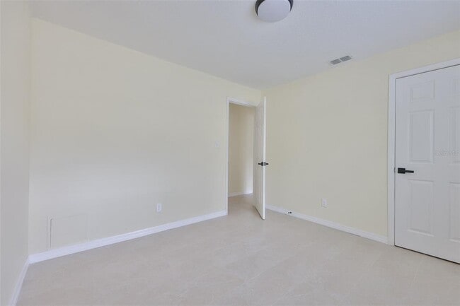 Building Photo - 4621 16th Ave S