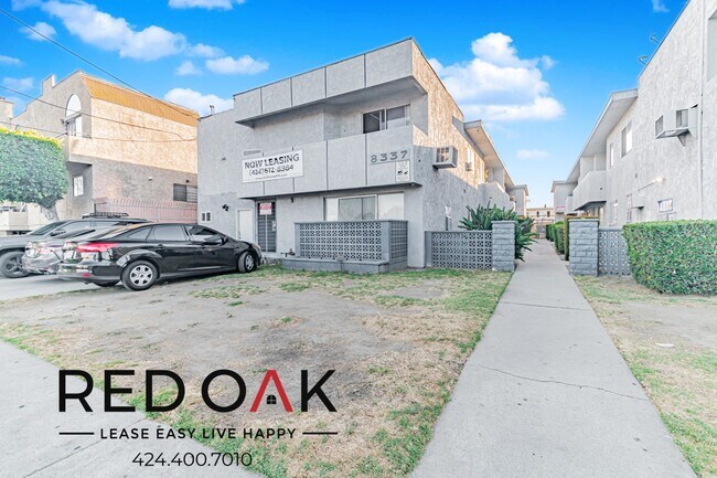 Building Photo - 8337 Cedros Ave