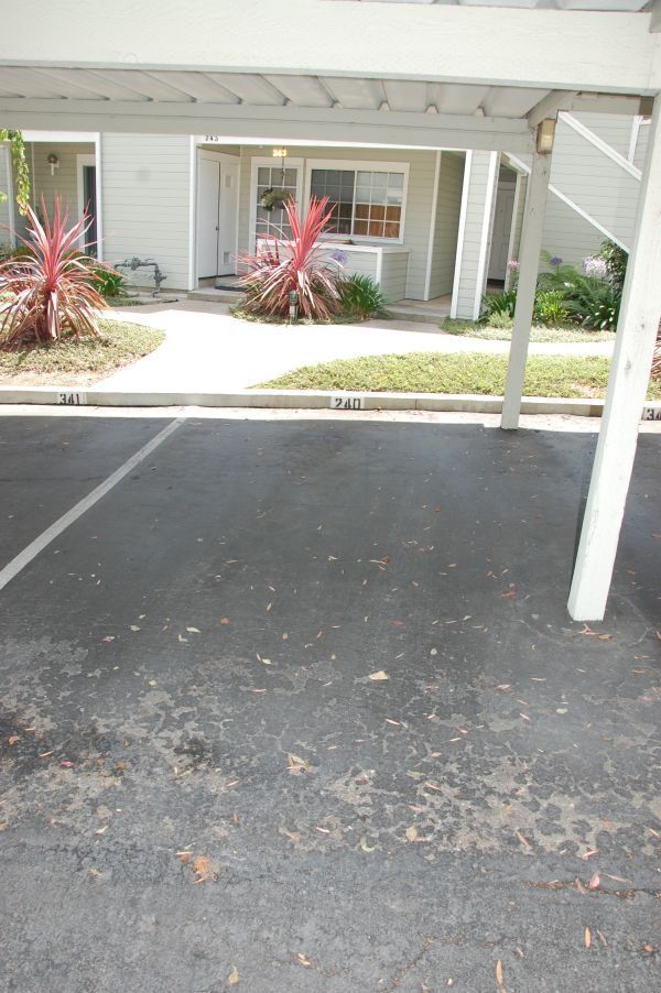 Building Photo - Two Bedroom Goleta Condo