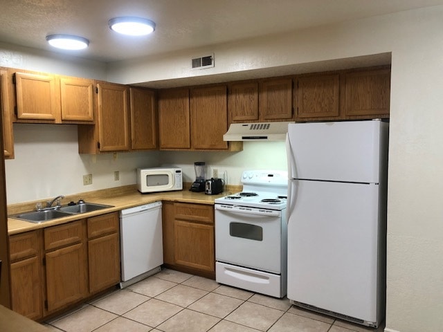 Building Photo - 72 880 N