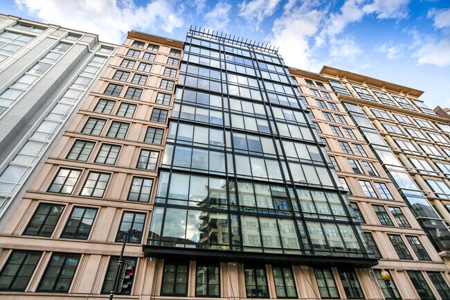 Building Photo - 1133 14th St NW
