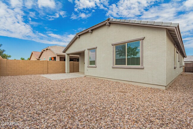 Building Photo - 7276 S 22nd Ln