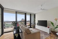 Building Photo - 3288 Page Ave